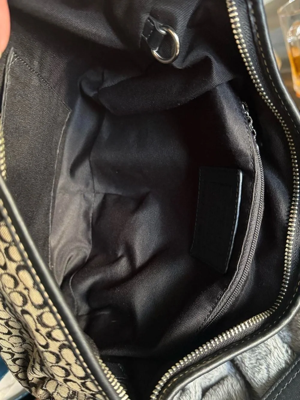 Coach semi circular